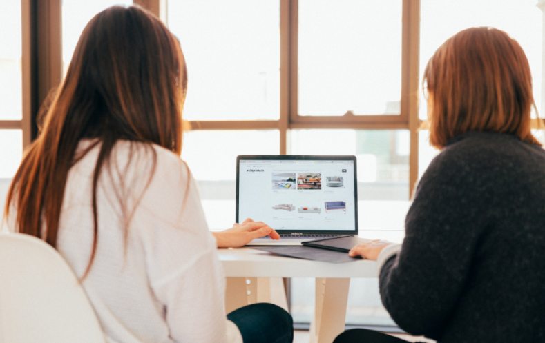 Programes en línia d'assessorament express i immersió digital de la Indústria per a empreses d'Economia Social