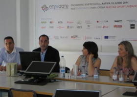 Més de 200 empresaris i emprenedors es donen cita a ‘Enreda't Xàtiva’