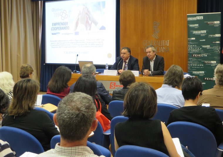 Emilio Sampedro destaca el importante papel de asesorías y ADL para la promoción del cooperativismo