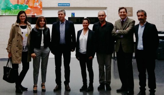 Climent explica els avantatges de la economia del bé comú basada en el cooperativisme, solidaritat, sostenibilitat, democràcia i transparència